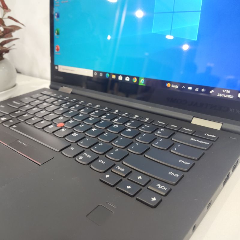 LAPTOP LENOVO THINKPAD X1 YOGA LAYAR TOUCHSCREEN | CORE I5 | RAM 8GB |  SSD NVME 256GB | MULUS MURAH BERGARANSI