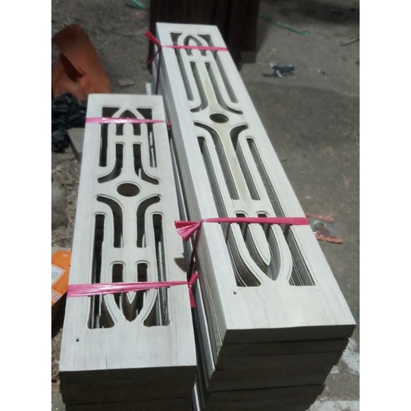 Loster kayu minimalis