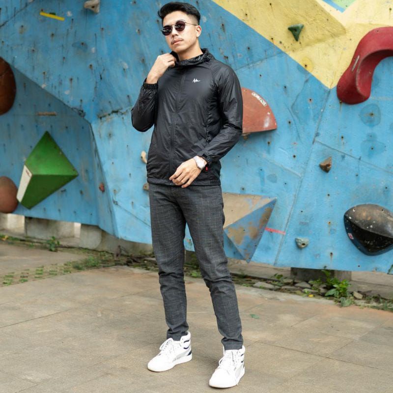 Jaket windbreaker Mountaingeer - jaket ultralight XULTRA - jaket Mountaingeer samagaha