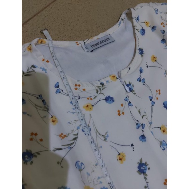 GAMIS Hijab Kayuni Size S (PRELOVED) Hijab Kayunie Size S 94/125