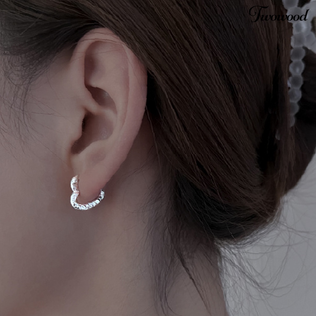 1 Pc Anting Wanita Bentuk Hati Model Hollow Gaya Korea Rock Untuk Pesta Pernikahan