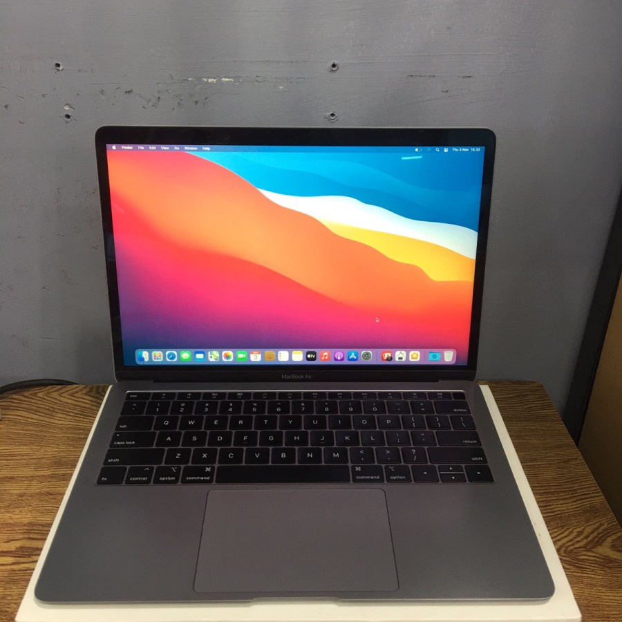 MACBOOK AIR RETINA 2019 CORE i5 RAM 8GB / 256 GB