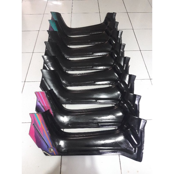 cover bodi sayap dalam sayap tengah yamaha force1 f1 foswan fiz sebelah kanan original