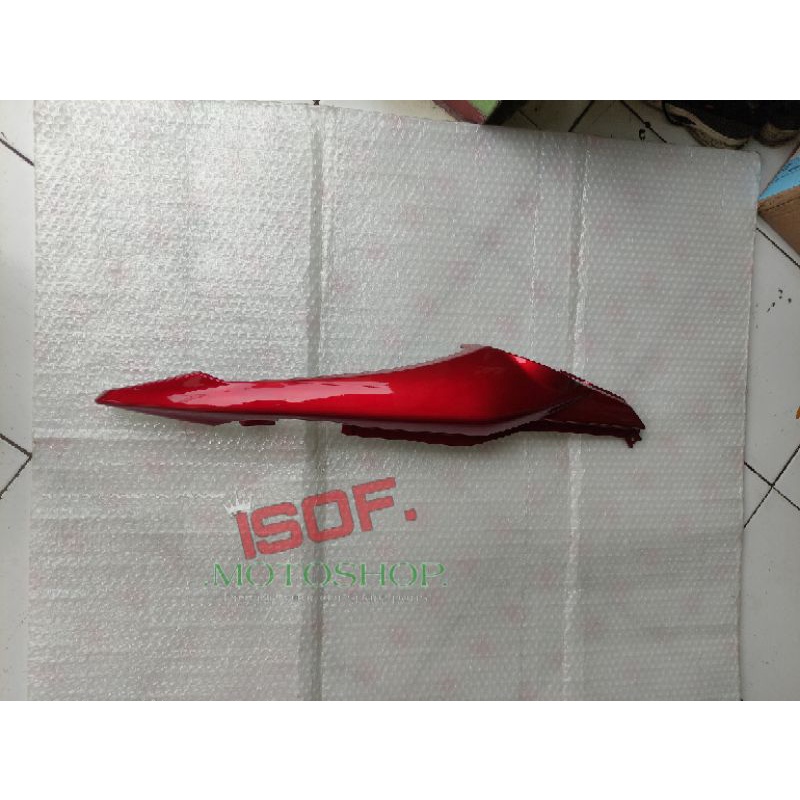 Cover body belakang verza 150 merah - cowl rear verza 150 red