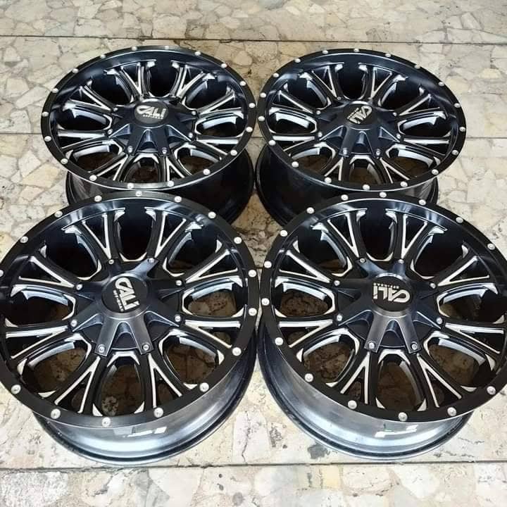 VELG SECOND CALI R20x9 PCD 5X114/127 ET 18