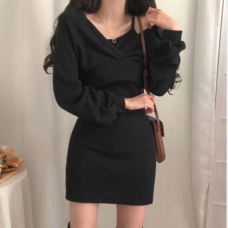 Suhao Suspender Rok + Blus T-shirt Lengan Panjang Sesuai Gaun 2022 Musim Gugur dan Musim Dingin Baru Bahasa Perancis Temperamen Slim Rok Wanita