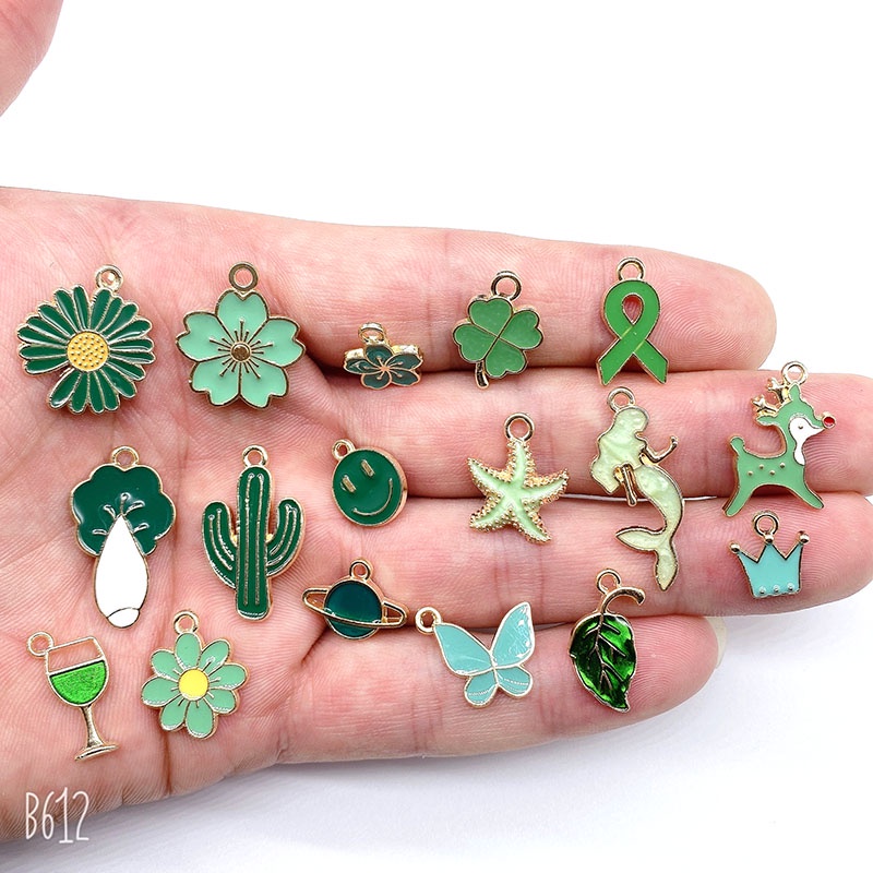 20 Pcs Liontin Enamel Bentuk Bulan Bintang Laut Bahan Zinc Alloy Untuk Perhiasan Gelang