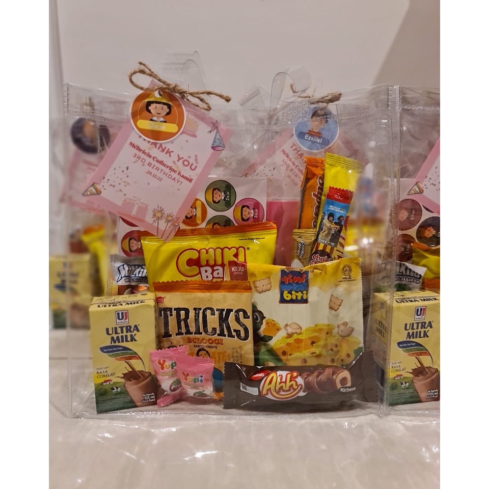 

Paket Delilo Stiker Nama - Goodiebag Hampers