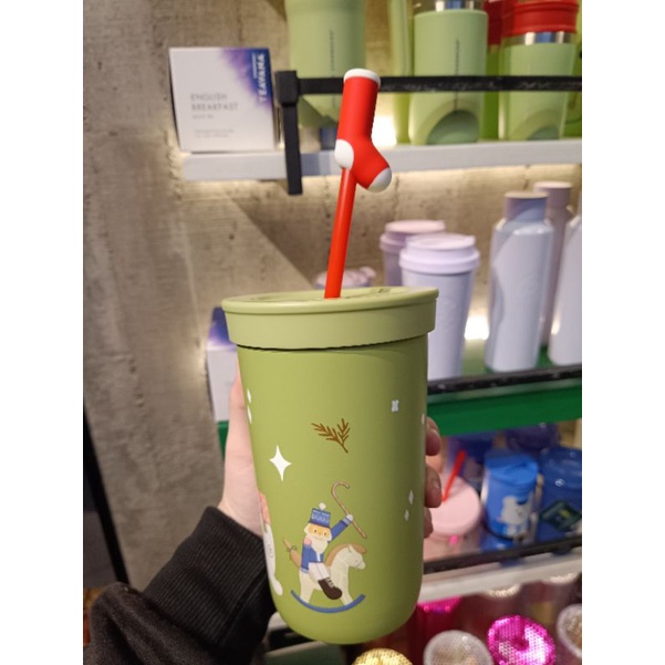 tumbler starbucks christmas 2022