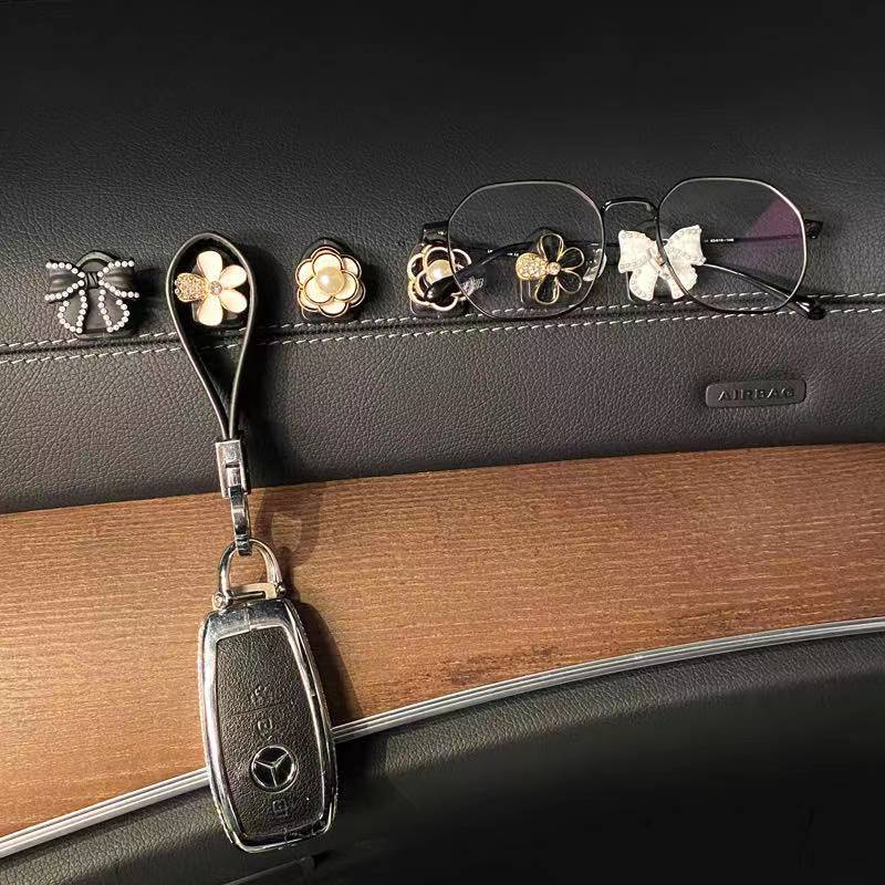 1pcs - cute cartoon mini multi-function hanger hook for car interior