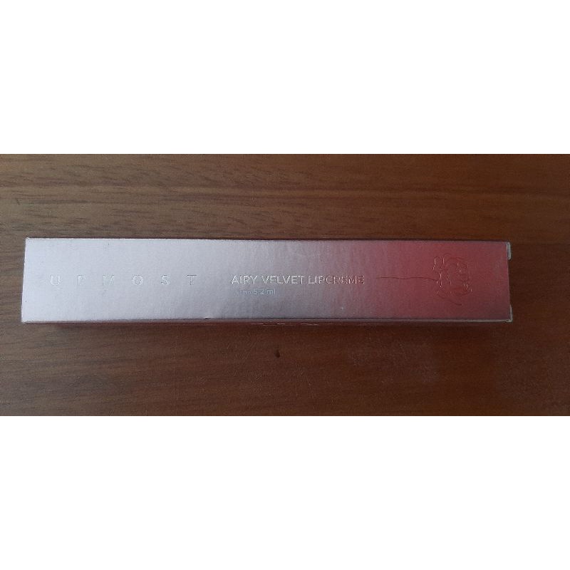 NEW Upmost Airy Velvet Lipcream
