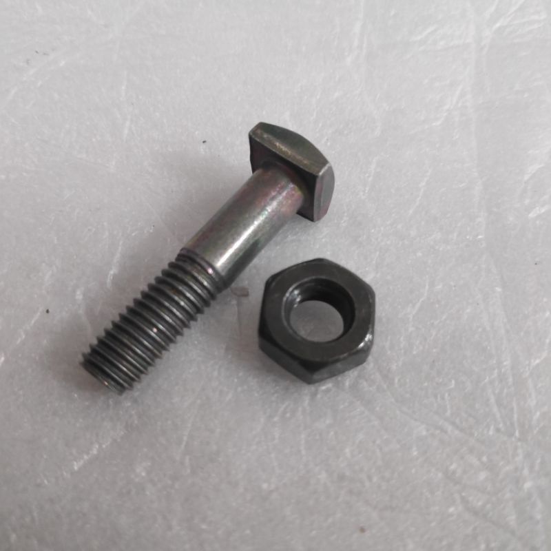 Baut Gear Belakang Suzuki/Baut Gir Belakang Suzuki Smash,Shogun,Satria 2T