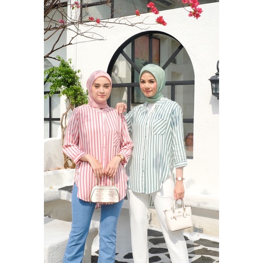 Ounadoutfit NEVA STRIPE BLOUSE dan GAMI KOMBI BLOUSE | atasan stripe wanita kekinian | blouse wanita basic | kemeja motif garis | kemeja kantor wanita | atasan rayon stripe