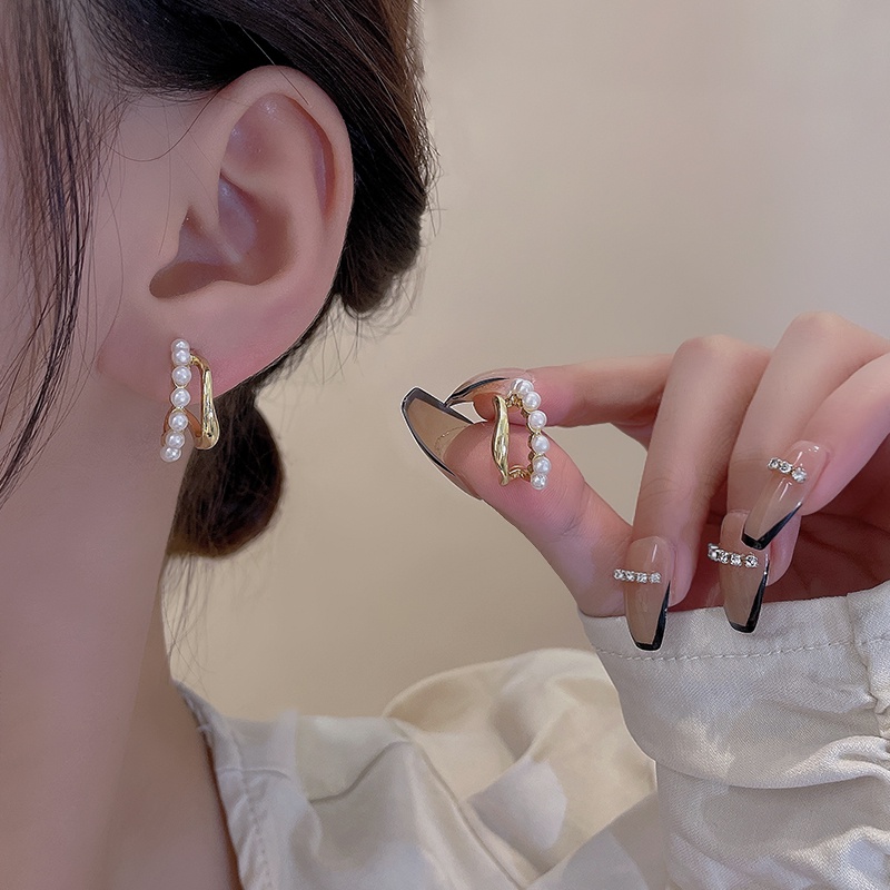 YEEZII Anting Hoop Ganda Hias Mutiara Warna Emas Gaya Elegan Untuk Wanita