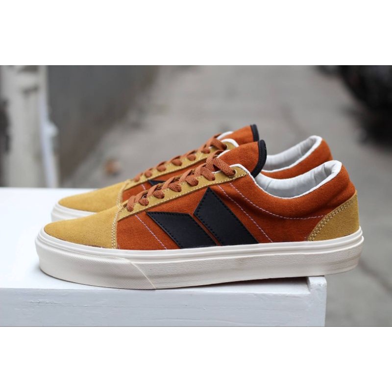 SEPATU SNEAKERS MACBETH CASUAL Pria. Ukuran 39-43