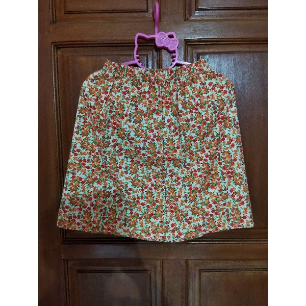 Rok mini katun motif bunga-bunga orange preloved