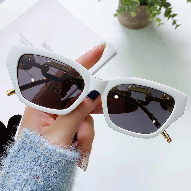 Mata Kucing Kacamata Hitam Wanita Fashion Desainer Hitam Vintage SunGlasses