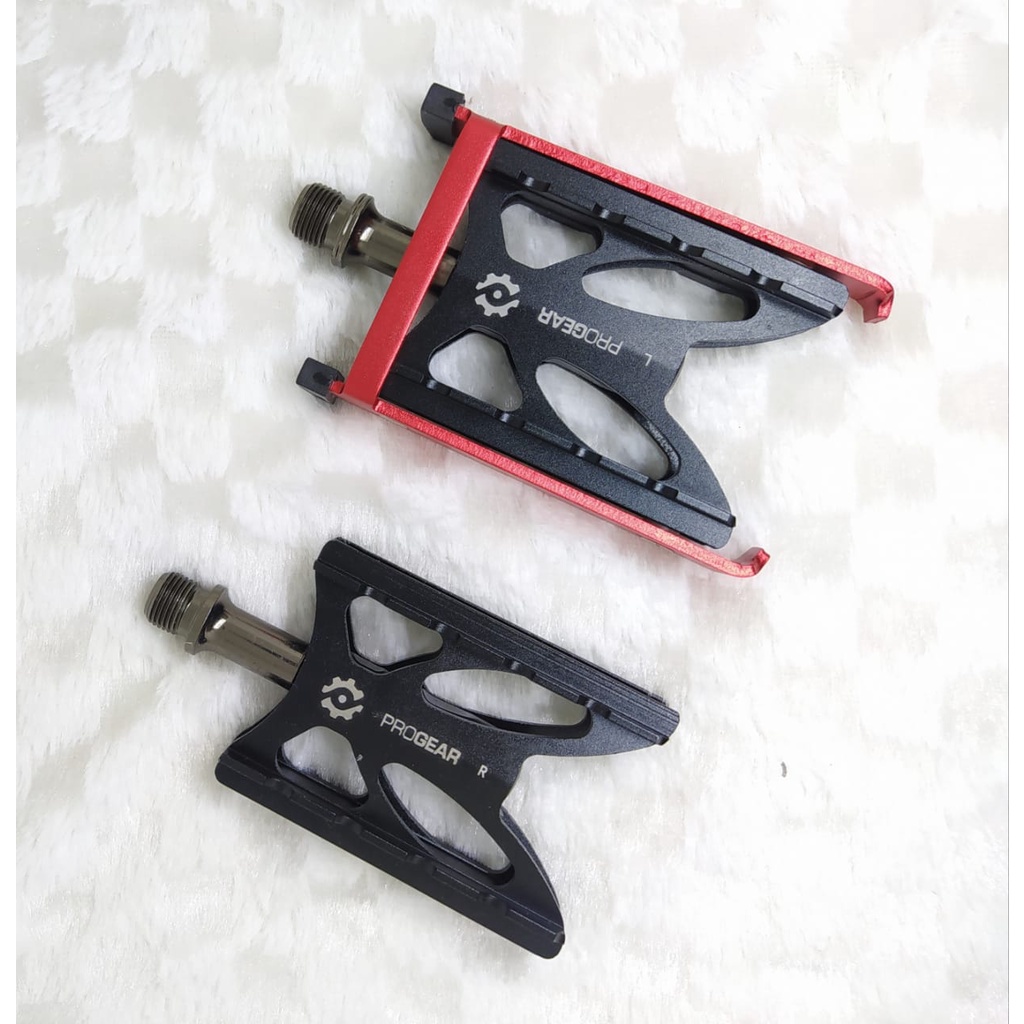 Progear Pedal Model PG-ST029 Bearing Black dan Red Axle