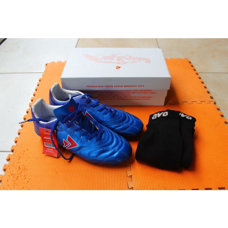 Sevspo x zoro sepatu bola