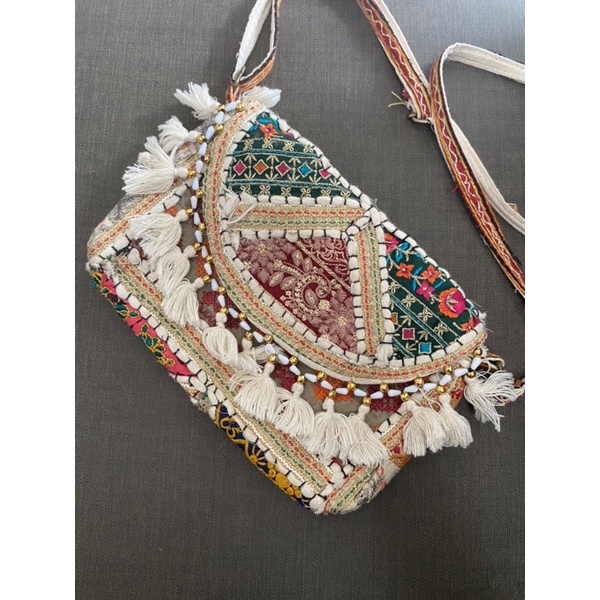 Tas Slempang Etnik India