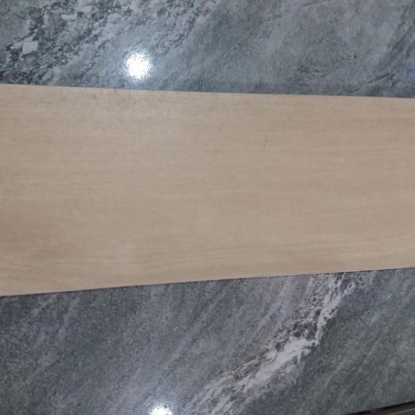 Roman Granit dBalsa Avorio Ukuran 15x60