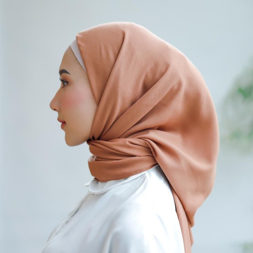 Bella Square Premium Anti Letoy|Hijab Segi Empat Polos|Kerudung Segi Empat|Jilbab Polos