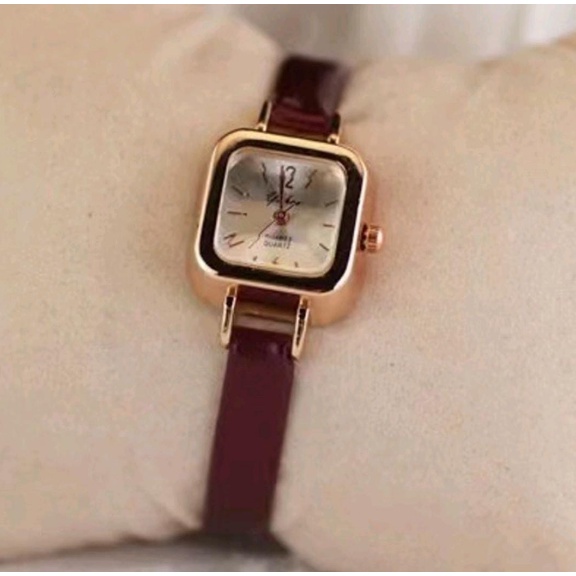 Jam tangan kecil wanita Strap jam analog fashion