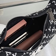 Shoulder bag Wanita Crossbody bag tas Wanita Import tas wanita kekinian tas wanita branded tas wanita terbaru tas bahu wanita sling bag wanita tas make up Shoulder bag Wanita Crossbody bag tas Wanita Import tas wanita kekinian tas wanita branded 207