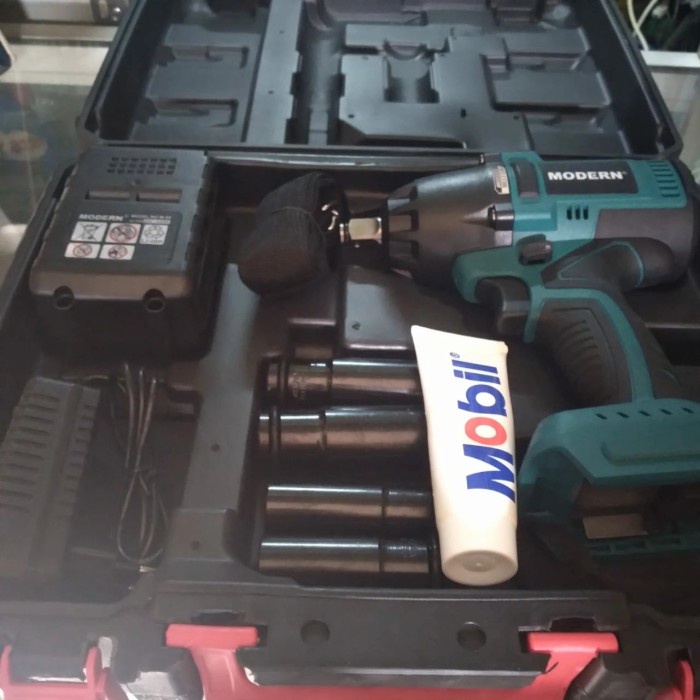 /////] bor impact wrench modern 20v set