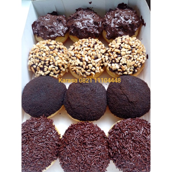 

Donat Susu Empuk 12pcs Pilih Rasa