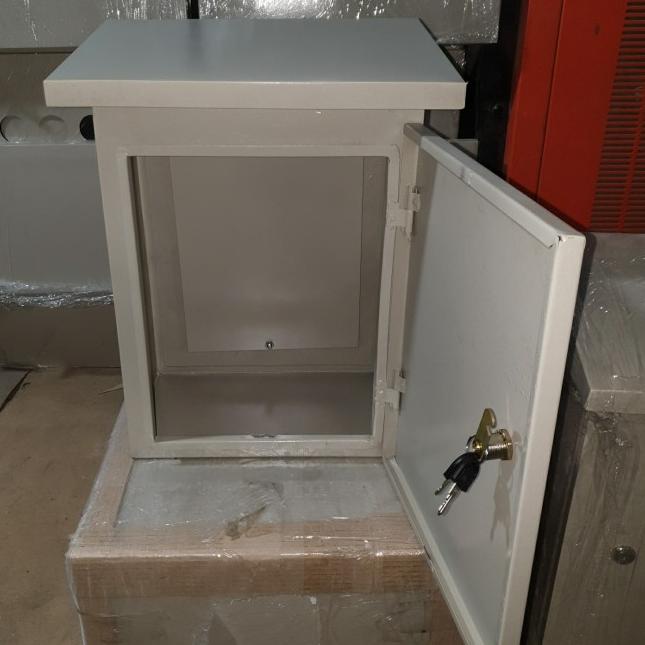 Box panel outdoor topi ventilasi 40x30x20 30x40 30x40x20