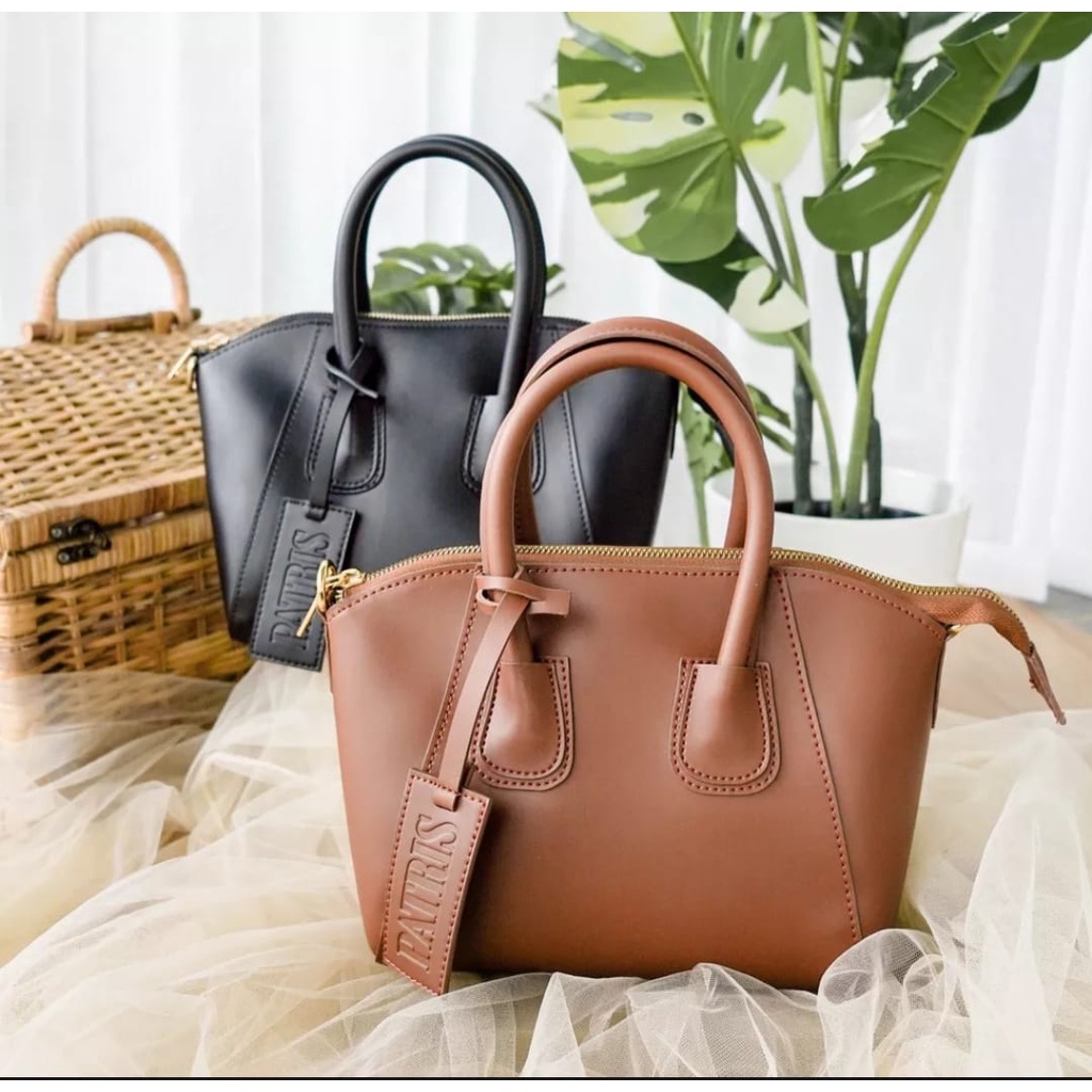 Tasstore/Patris Madeline Sling Bag / Tas Wanita Selempang