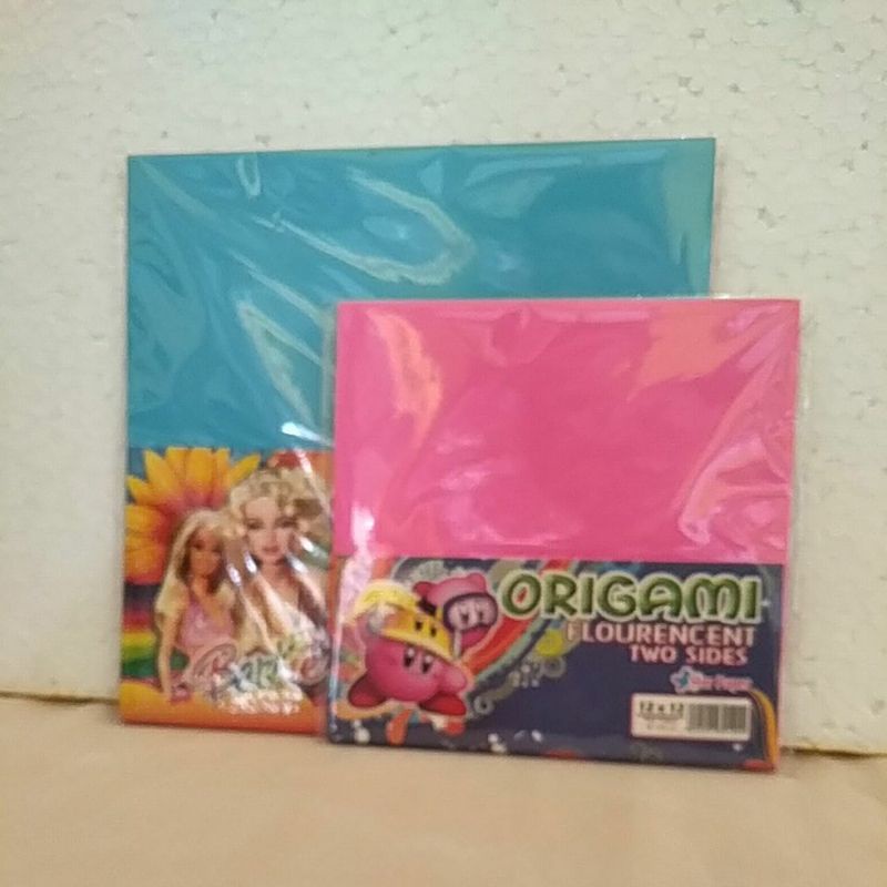 

origami kertas lipat dengan warna 2 sisi muka