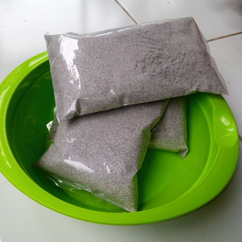 

Tepung ketan hitam bahan kue