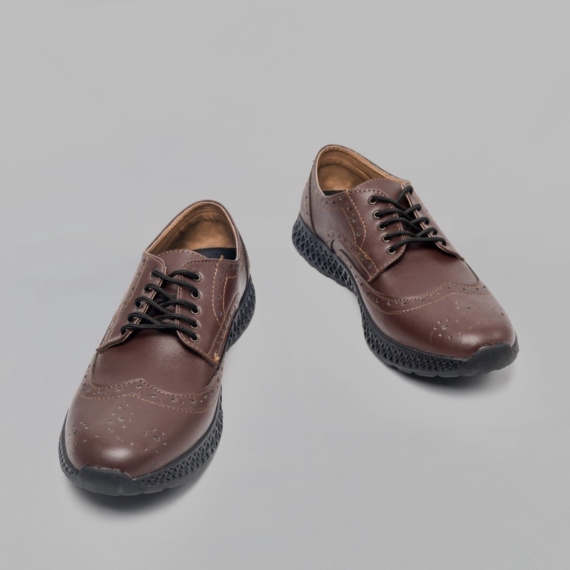 sepatu kasual pria snekert wingtif brown