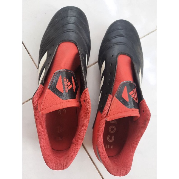 sepatu bola bekas adidas