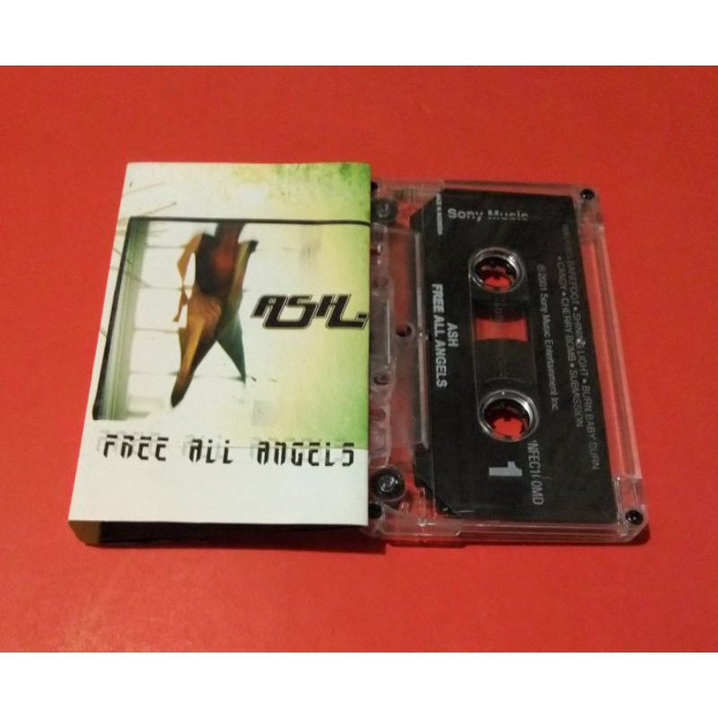 kaset pita ASH / FREE ALL ANGELS