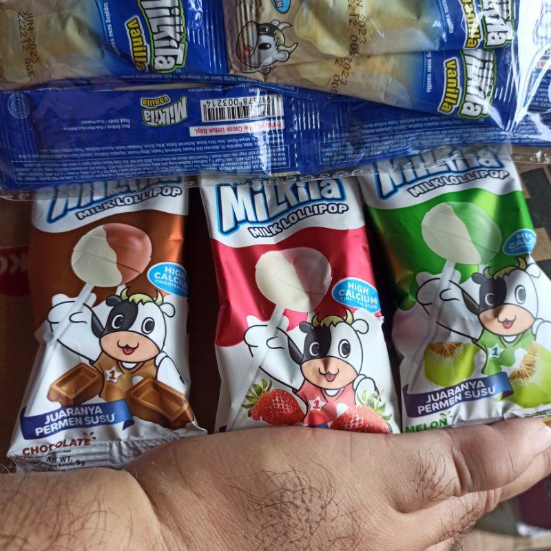 

Permen Lolipop Milkita Ukuran Besar Renceng