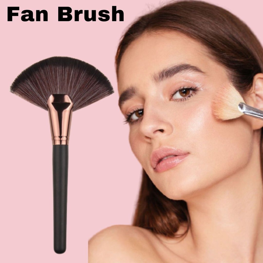 Kuas Make Up Brush Kuas Kipas Make up Blush On Foundation Wajah Bentuk Kipas Brush F082