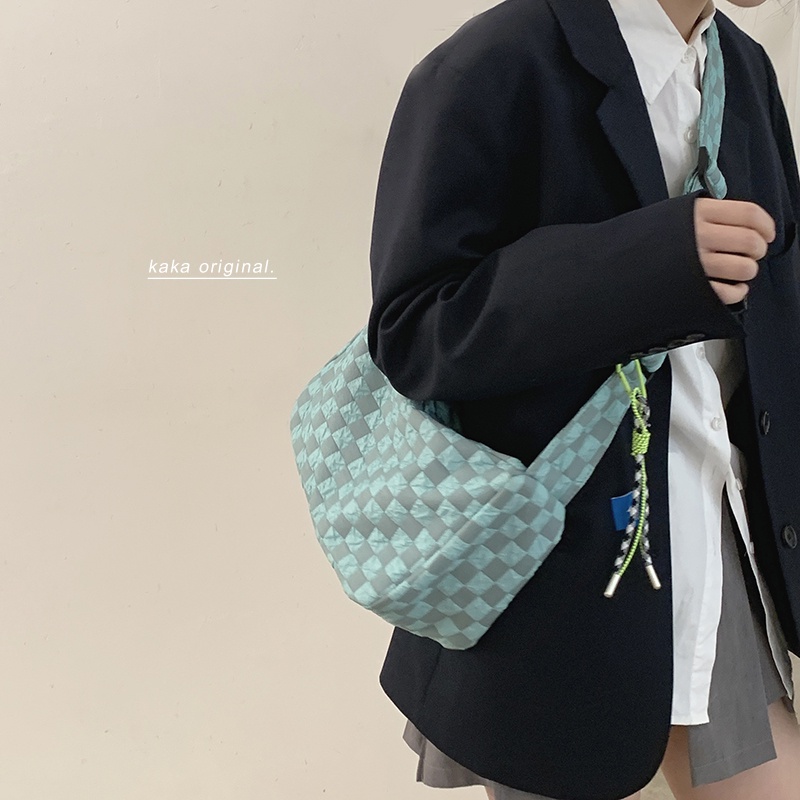 Suhao tas messenger olahraga wanita musim panas 2022 baru trendi fashion kotak-kotak tas kanvas all-match in one-shoulder messenger bag