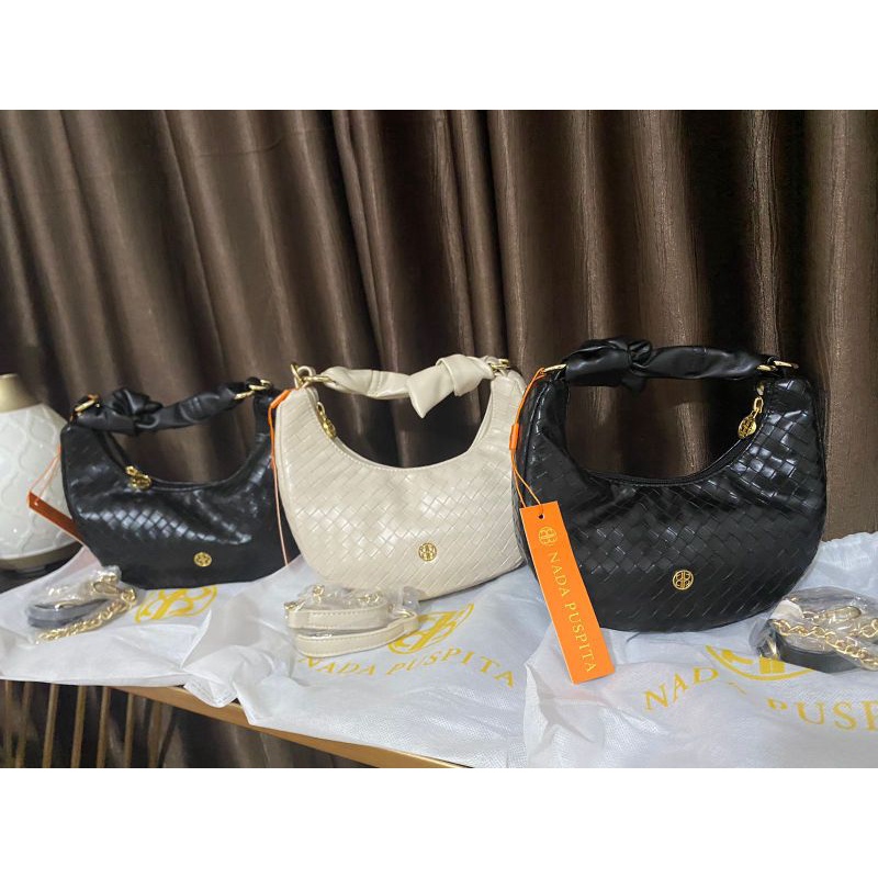 Emma Bag nada puspita