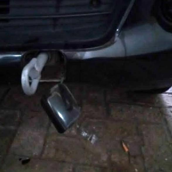 CANTOLAN DEREK BESI UNTUK TARIK MOBIL PENGAIT BESI DEREK