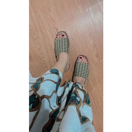 Sistas - Sandal Sofa Premium