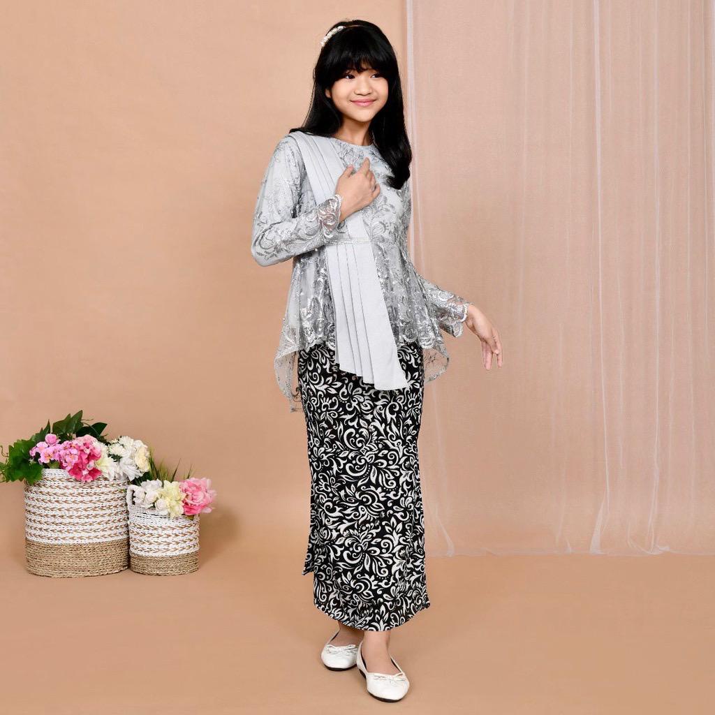 Kebaya Anak / Kebaya Salendang Anak / Kebaya Brukat Anak / Kebaya Anak Modern / Kebaya Modern
