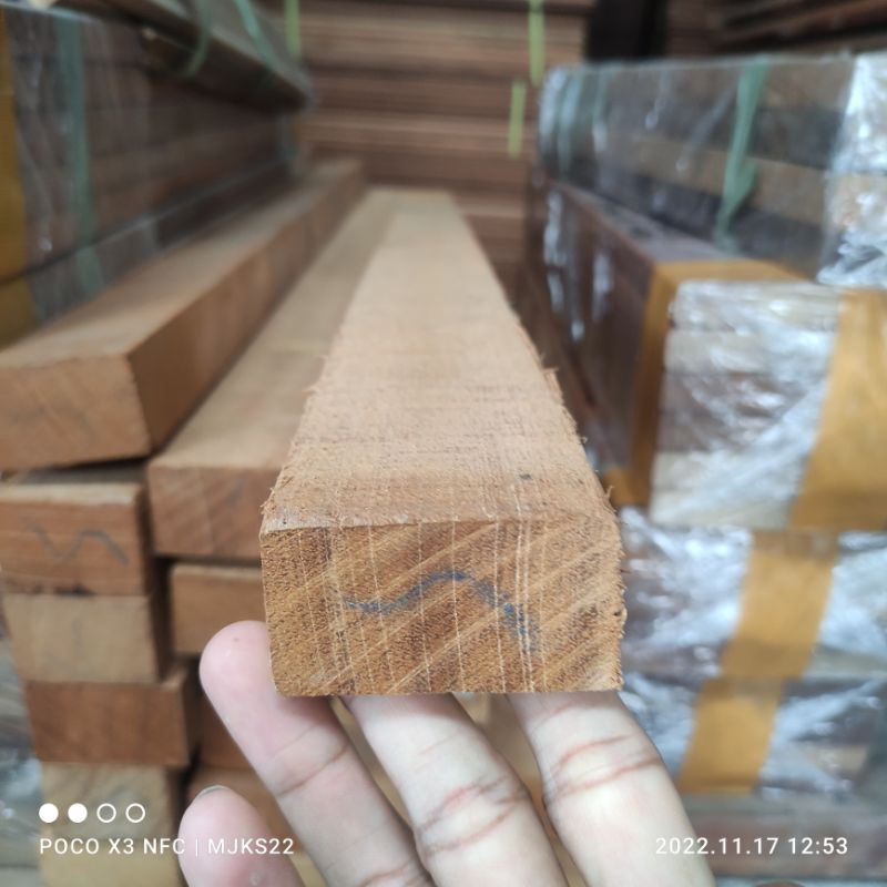 Balok Usuk Kaso Kayu Bengkirai Super 4 x 6 x 100 cm