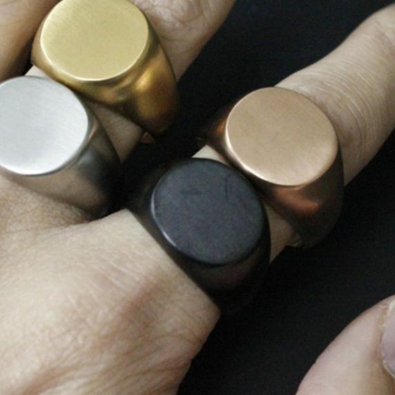 Cincin Titanium Gold Ring Oval Plate Cincin Emas Couple Ring Signet