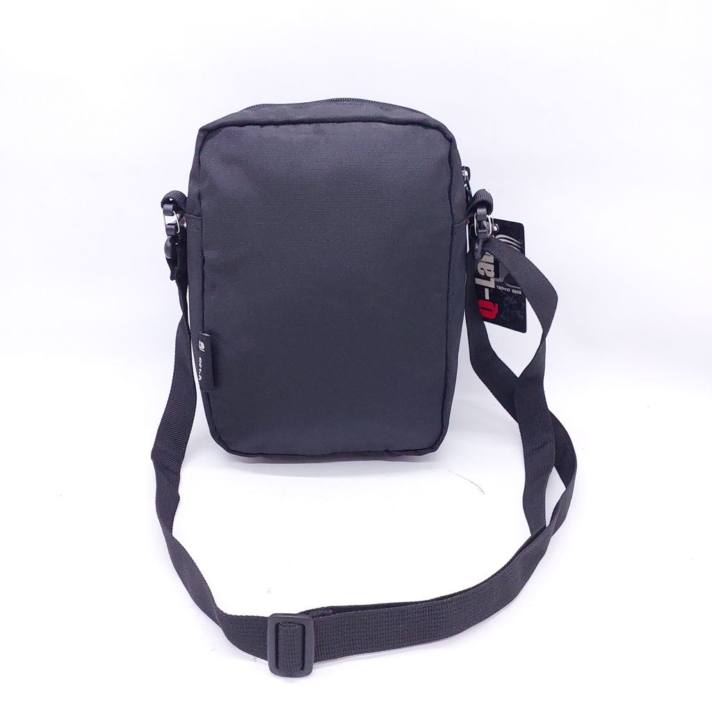 Tas Selempang Kotak QLAB COMPACT + Lis abu mengkilat MURAH ORIGINAL BARU / Tas tali satu QLAB KOTAK BLACK SERIES MURAH / Tas KOTAK POLO BAHAN KAIN KANVAS MURAH BARU ORIGINAL / TAS SELEMPANG KOTAK QLAB KAIN KANVAS MURAH COMPACT / TAS TALI SATU POLO KOTAK