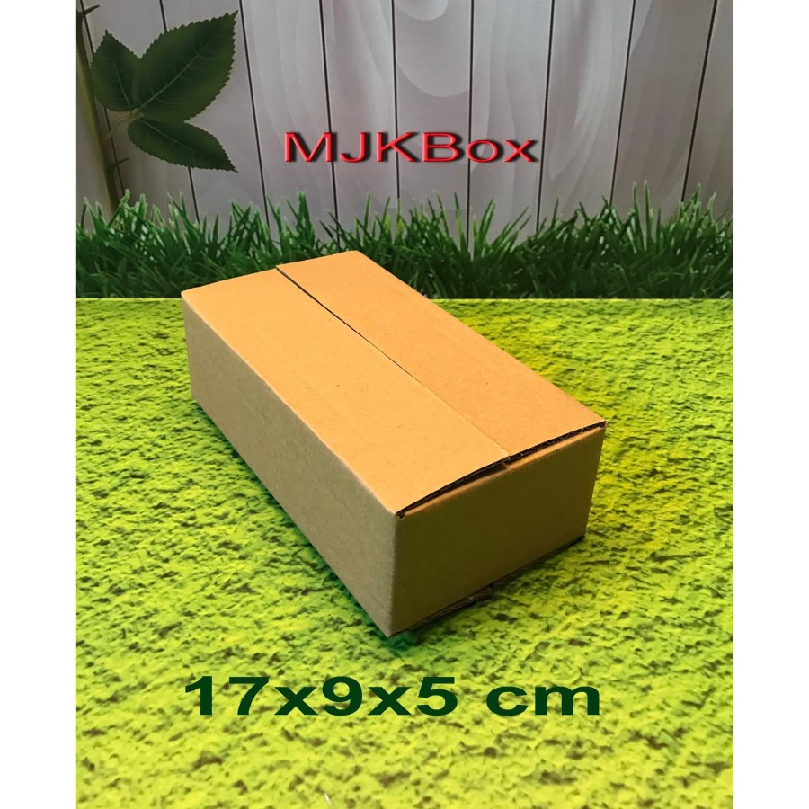 

Kardus karton box uk 17x9x5 cm ..ST untuk packing Model Indomie