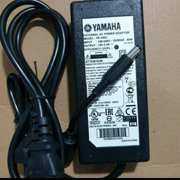 Tas Adaptor Keyboard Yamaha Pa-300C Psr S900 Psr S970 Psr 910