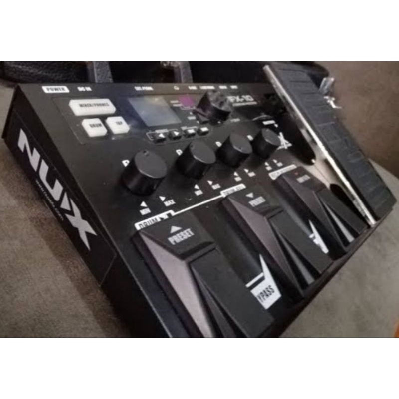 NUX MFX10 (DIGITAL MULTI EFFECT NUX MFX 10)